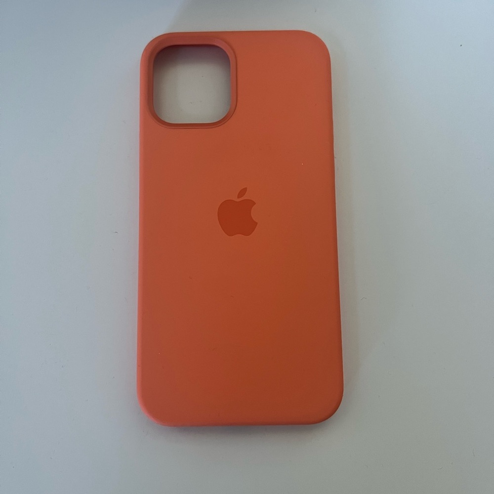 Apple iPhone 12 case